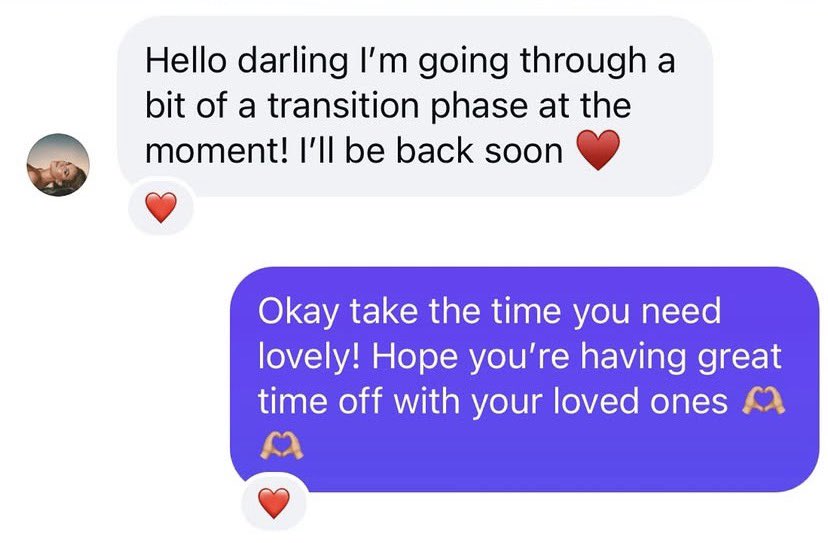 perriesnation's tweet photo. Perrie revealed to a fan that she is going through a bit of a transition phase at the moment (in her professional life) but that she’ll be back soon 👀

—They were talking about PerrieHQ being inactive so that’s why the fan knows Perrie was talking about her professional life! https://t.co/3iEB1KszrD