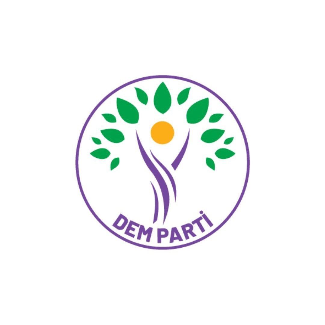 migferhaber's tweet photo. DEM Parti, Siirt’te 5 gündür uyuşturucuya karşı yürüyüş düzenliyor. https://t.co/0F2aJL1qEg