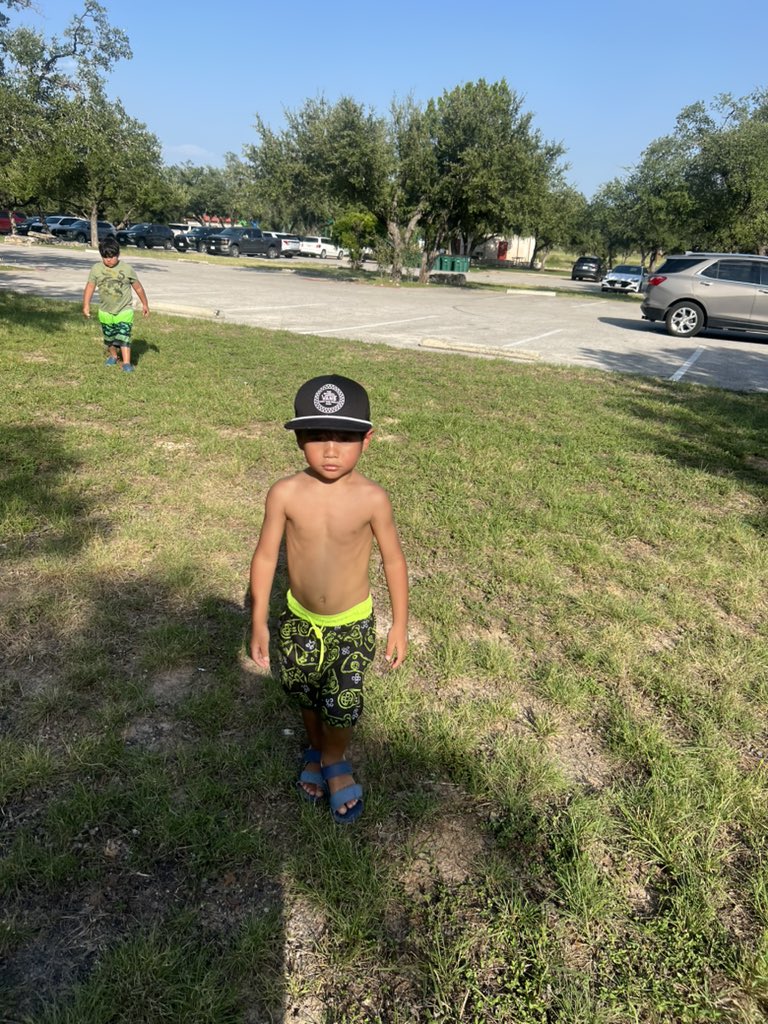 512Rolando's tweet photo. When it comes to celebs , athletes, and businessmen you never recall what car they have or drove. Only know them by what they have done or do and that says enough about what actually matters https://t.co/qJMU1ucwUY