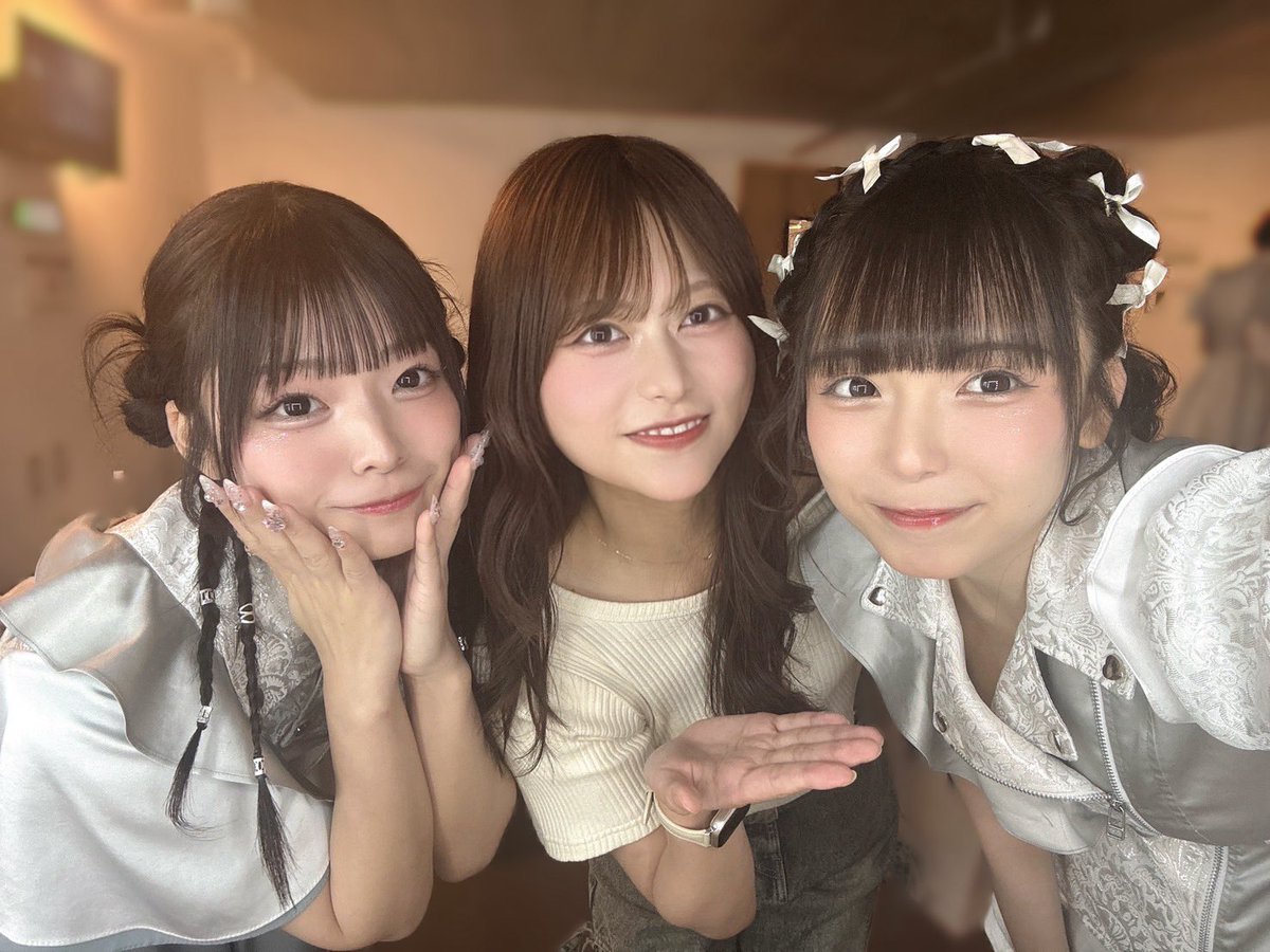 KotoTakada's tweet photo. 2人ともすごいかっこよかった✌🏻🩷🤍
素敵なライブでした..!   #KOURiN https://t.co/NxAhLS77J5
