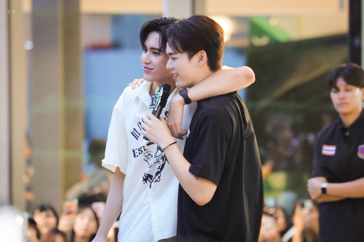 chimonoy's tweet photo. จุ่มแก้มๆ

TSP COZY SIGN AND SMILE
#งานมหกรรมนิยายนานาชาติ2026xTeshowPing
#Teshow @wwwteshow06
#PingKrittanun @PKrittanun
#TeshowPing https://t.co/GAiE7rA09V