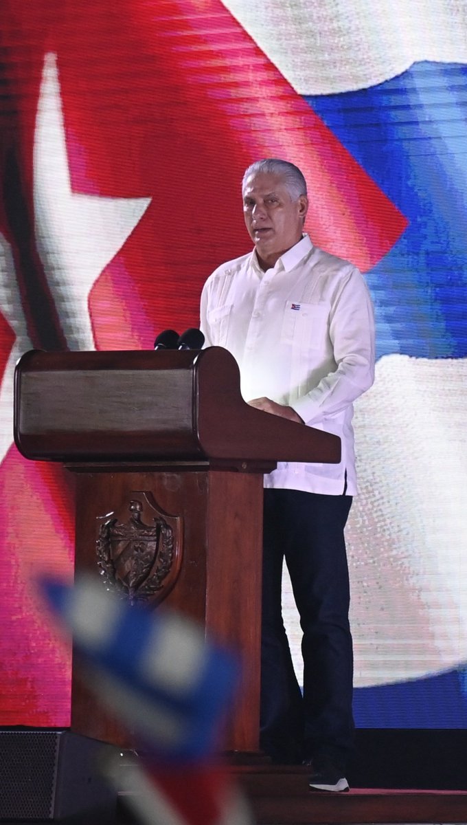nelsonsantiestb's tweet photo. "#Cuba no es una amenaza, ni para los Estados Unidos ni para ningún otro país sobre la tierra. Somos un pueblo noble, que salva vidas donde otros destruyen, que manda médicos y maestros a donde otros mandan bombas." https://t.co/UsKJA2Y85l