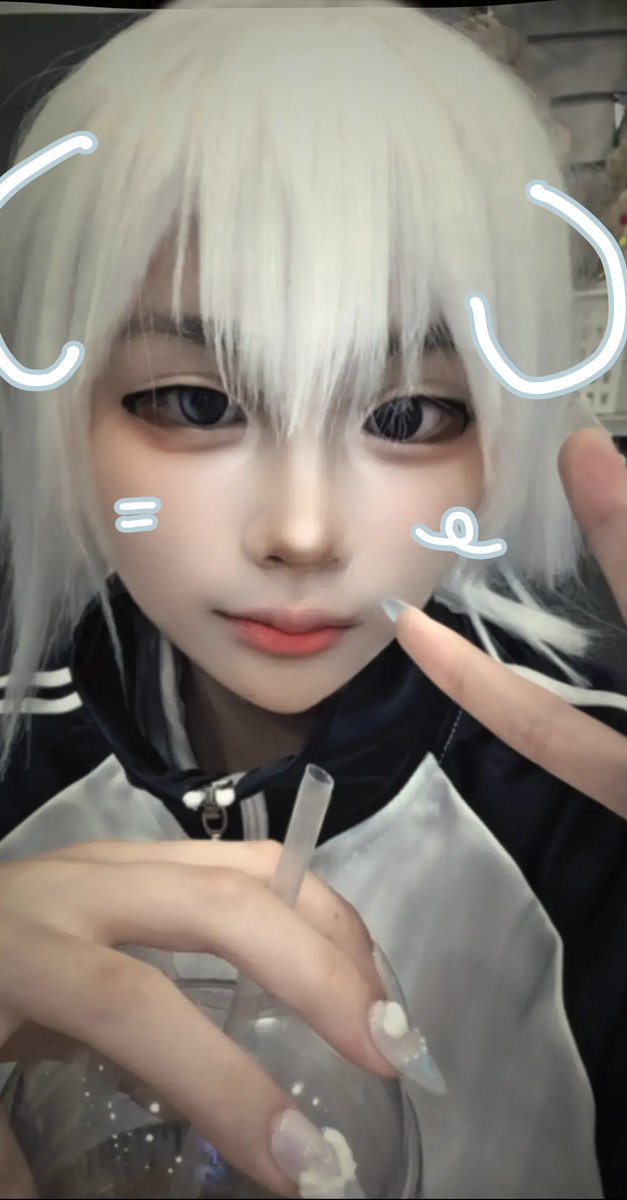 리아 tweet media