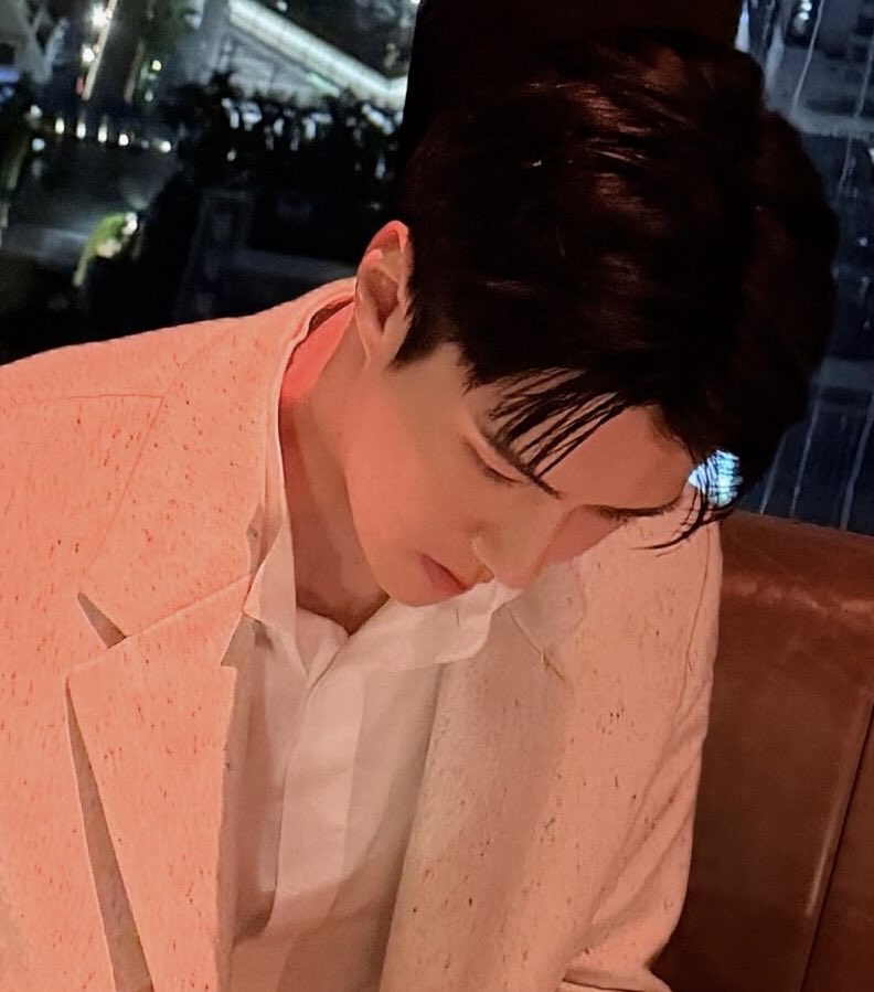 챠챠 tweet media