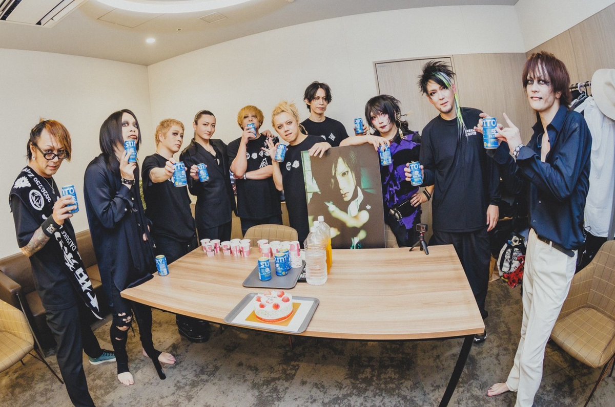 merry_official's tweet photo. メリー 25th Anniversary LIVE-Many Merry Days-
『大佑祭り!!』
7/30(木) Zepp Haneda

【本日のプレイリスト】
 #Spotify
https://t.co/yA0U9P4X8T

👉Next Live
メリー 25th Anniversary LIVE -Many Merry Days-
ONEMAN TOUR「Urbanstyle Circus」
8/16(日)青山RizM
16:30/17:00｜前売￥7,000

前売チケット
8/15(土)18:00まで
https://t.co/3mgpU5a58m