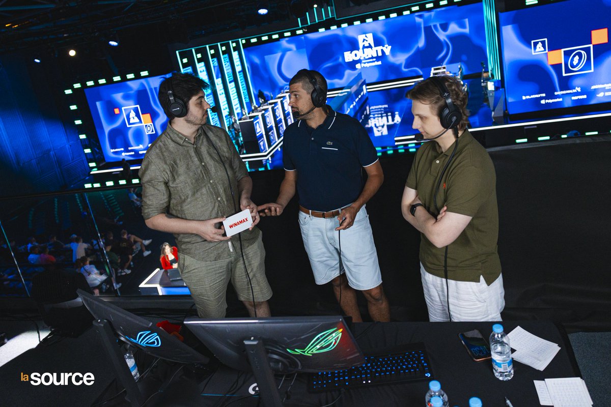 KRL_STREAM's tweet photo. 💥 BLAST BOUNTY EN DIRECT DES STUDIOS À MALTE 🇲🇹

Quarts de finale - Jour 1 :
15:00 - 🇷🇺 SPIRIT vs 🇺🇸 LIQUID
18:00 - 🇫🇷 3DMAX vs 🇪🇺 MOUZ

LIVE 🔴 KRL_STREAM https://t.co/v1KTyHqKuF