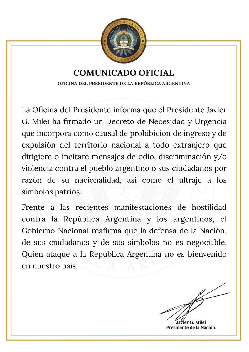 mattsalic's tweet photo. 🇦🇷Te despertas en Argentina: el presidente decretó que se expulsará o prohibirá ingreso a extranjeros que no respeten al pueblo argentino.
🇪🇸Te despertas en España: Ceuta ha caído. https://t.co/62UxzzUpii