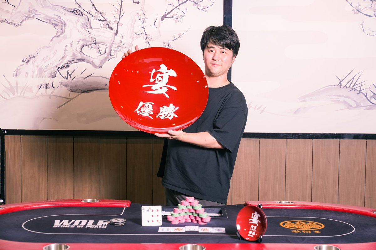 utage_2022's tweet photo. 【#1 火蓋 ~NLH~】

▼優勝は…yasu選手🏆

おめでとうございます！

RESULT / Entries 75
（敬称略）

Champion yasu
Runner-up るい
3rd みっきー
4th 猫村
5th かなた
6th りく
7th TAKA
8th ろんちゃん
9th S

#歌留多_宴 https://t.co/WcL0izsmoS