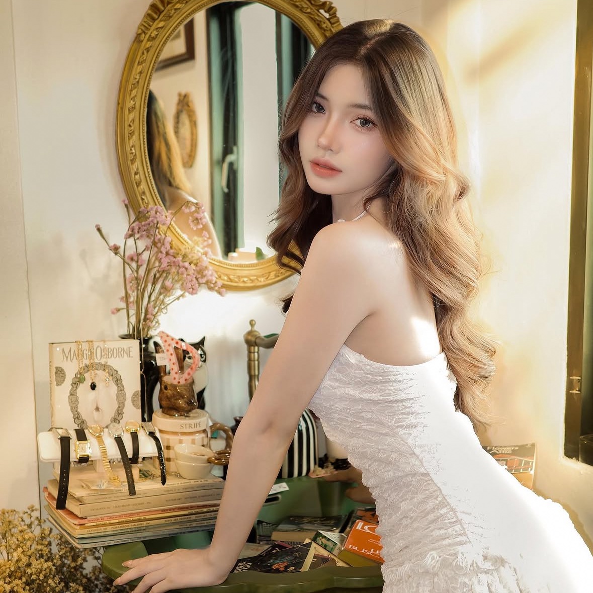 isal_ee's tweet photo. 🦢🪞🩰🕯️🎀 https://t.co/r1IoutdFhi