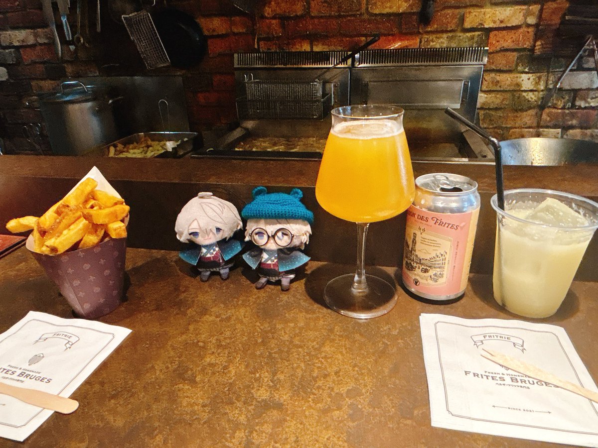 chourou_t's tweet photo. ライブの前にはラーメンを食べ、ライブの後には第五民なら誰もが知るもんじゃ屋さんに初めて食べに行き、翌日はベルギーのポテトを頂くなど食に関しても大満喫な二日間でした🌞幸せいっぱいなので明日からも頑張るぞー！！！！！！👏👏👏👏👏 https://t.co/WTqaPGyl4p
