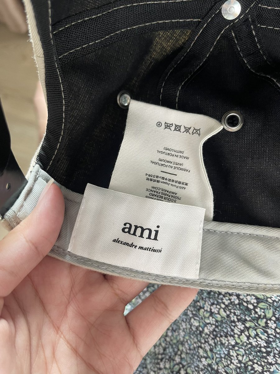 sonnej2's tweet photo. หมวก Ami Paris ❤️

2,500 💵

ส่งฟรี/นัดรับแฟชั่น,jasคู้บอน

#ส่งต่อเสื้อผ้า #ส่งต่อami #ส่งต่อpolo #ส่งต่อหมวก #ส่งต่อmardi #ส่งต่อmarithe #ส่งต่อdior #ส่งต่อysl #ส่งต่อlouisvuitton #ส่งต่อแบรนด์เนม #ส่งต่อแบรนด์เนมมือสอง #ส่งต่อlongchamp #amithailand #amiparisthailand https://t.co/dgh8nCZbq6