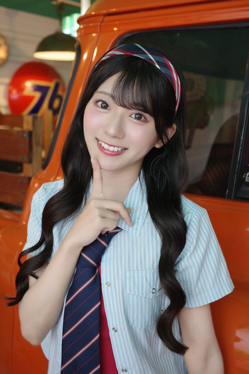 oshida_mitsuki's tweet photo. 5thシングル カップリング曲
" わたし注意報 "
MVが公開されました!!
▶︎ https://t.co/roflWHFURY

MVの中で喜怒哀楽たくさんしています😻
よそ見ダメ！ぜったい！！😡❣️❣️
たくさん見てね♡
 #わたし注意報 
 #ニアジョイ https://t.co/NaNjaxY2nb