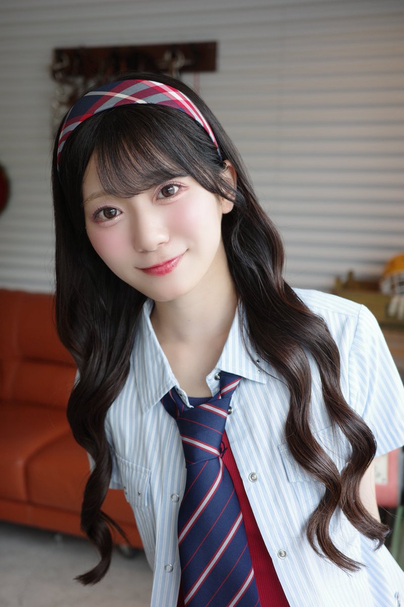 oshida_mitsuki's tweet photo. 5thシングル カップリング曲
" わたし注意報 "
MVが公開されました!!
▶︎ https://t.co/roflWHFURY

MVの中で喜怒哀楽たくさんしています😻
よそ見ダメ！ぜったい！！😡❣️❣️
たくさん見てね♡
 #わたし注意報 
 #ニアジョイ https://t.co/NaNjaxY2nb