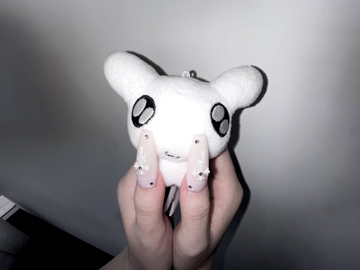 mmxeoa's tweet photo. 네일도 바꿧지 훗ㅋ https://t.co/aYq1SOE4WI