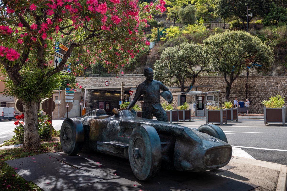 ACM_Media's tweet photo. 📸 Aujourd’hui, on célèbre la Journée mondiale de la photographie, une belle occasion de mettre Monaco à l’honneur 🤩

#MonacoGP #MonacoCircuit #RallyeMonteCarlo

©️ACM Le Juste https://t.co/mX3DR1Gtlg