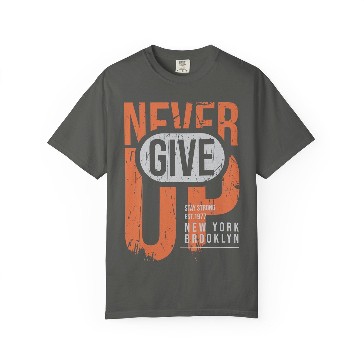 CostWalk's tweet photo. Quietly loud pep talk you can wear — the Never Give Up vintage tee. Handwritten vibes, instant confidence. Grab your go-to graphic tee for everyday #Motivation and timeless #Fashion. Tap the link in bio. https://t.co/y8gy4OPANP