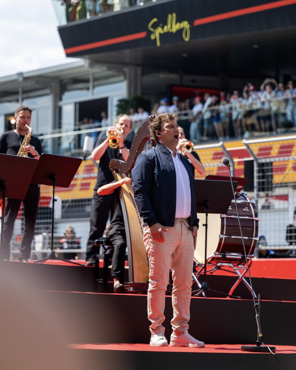 tenorkaufmann's tweet photo. The season is almost over! 

Thinking back to a few weeks ago when I had a great time attending and singing the Austrian national anthem at the Austrian Grand Prix (@redbullracing ). 

📸: Mark Sutton &amp; Joerg Mitter https://t.co/03RMHrfauG