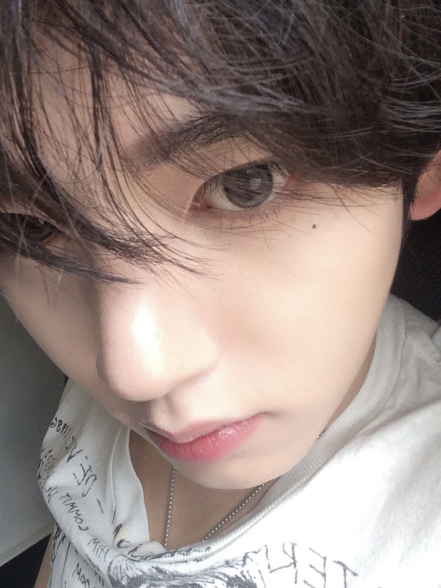 uziniluv's tweet photo. 아 유진이 눈이 진짜 좋ㅇ ㅏ ♡♥ https://t.co/kryNMTgmpp