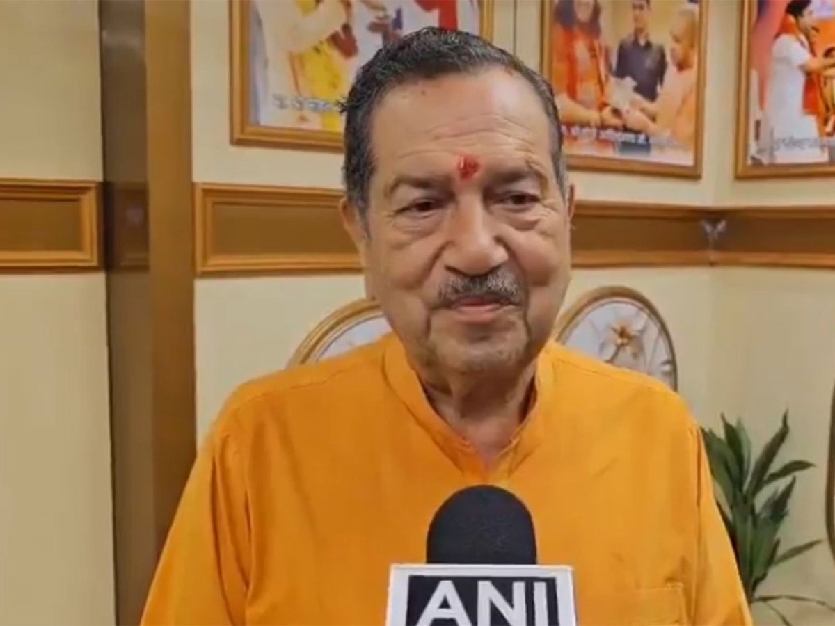 ani_digital's tweet photo. "Praying for wisdom": RSS leader Indresh Kumar slams Rahul Gandhi for "unbalanced, hate-filled remarks"
Read @ANI Story | https://t.co/uf6Wc3FyRa
#RSS #IndreshKumar #RahulGandhi https://t.co/wB9jpuxLrI