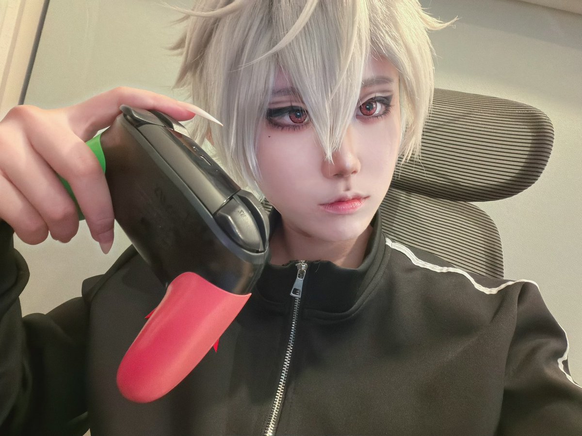 ablna_o0's tweet photo. cos.🎲 https://t.co/r5wOXFEfxK