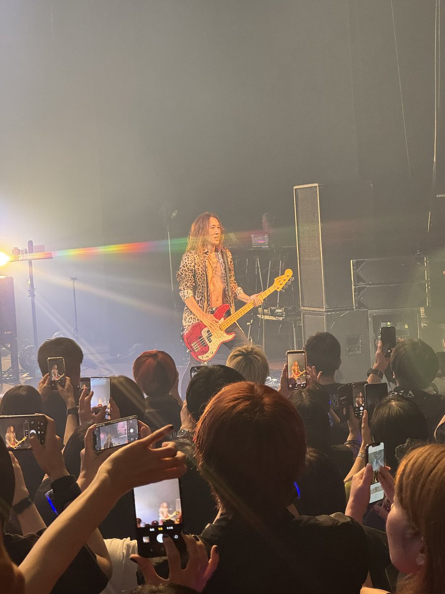 michi0911's tweet photo. 淳士もめっちゃかっこよかった✨

#lunapic #LUNASEA https://t.co/lgkt8TCty0