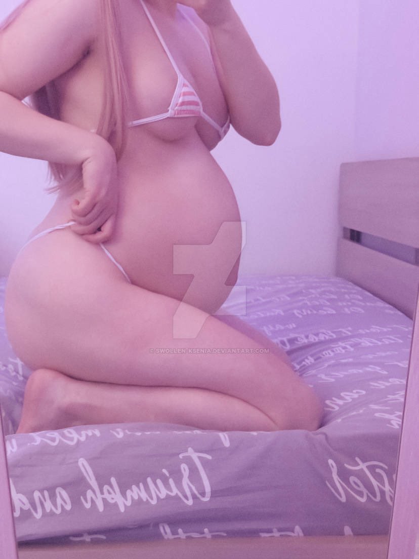 SwollenKsenia's tweet photo. This belly is growing relentlessly... One of my followers asked me to take a picture in a bikini. 👙 It looks like this bikini is too small for me, so I won't be wearing it anymore.

https://t.co/AG5tz7yuxQ https://t.co/djrSc0iJjo