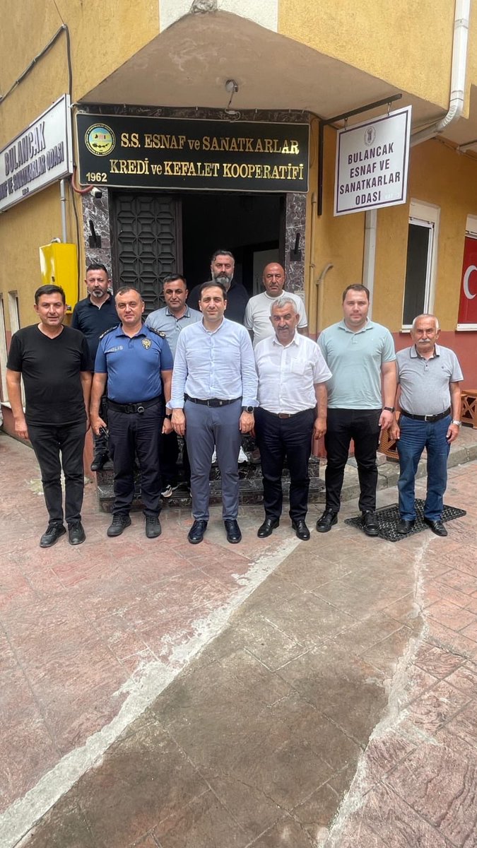 TCBulancak's tweet photo. Kaymakamımız Sayın Ömer Faruk TUNCER, Şoförler ve Otomobilciler Esnaf Odası Başkanı Sayın Muammer YETKİN ile Esnaf ve Sanatkârlar Kredi ve Kefalet Kooperatifi Başkanı Sayın Fatih ÇAĞLAYAN’a iade-i ziyarette bulundu. https://t.co/CpglhODNLd