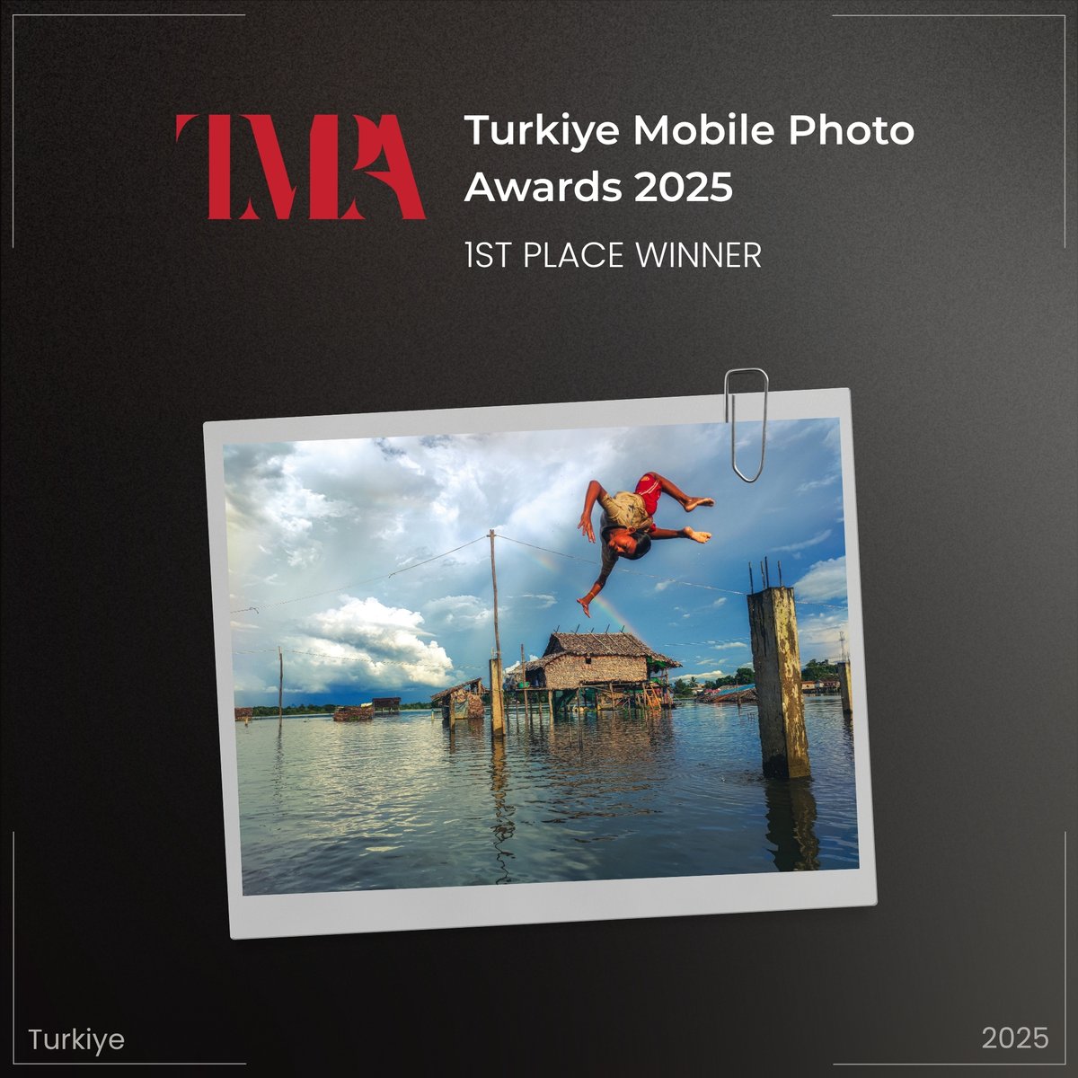 Achanthar1's tweet photo. During the COVID-19 period, I found beauty in my surroundings and captured this moment of children enjoying the rainy season. Winning 1st Place at the Turkiye Mobile Photo Awards 2025 with the same photograph years later is a memory I will always cherish.
#AungChanThar #Mobile https://t.co/BT3740uyNa