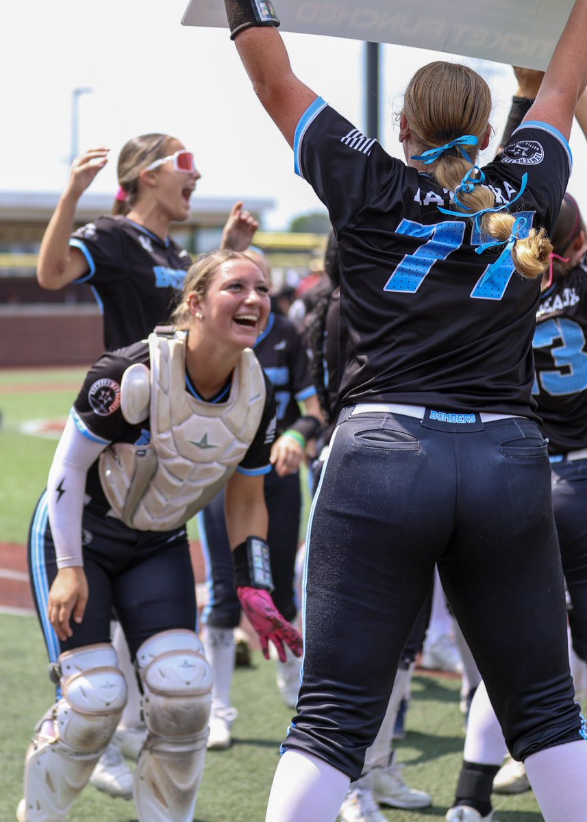 PGarrison2030's tweet photo. Elite 8!! Let’s go! 

Ticket punched in Indy! 

@BombersGoldSETX https://t.co/3e19sb5OHM