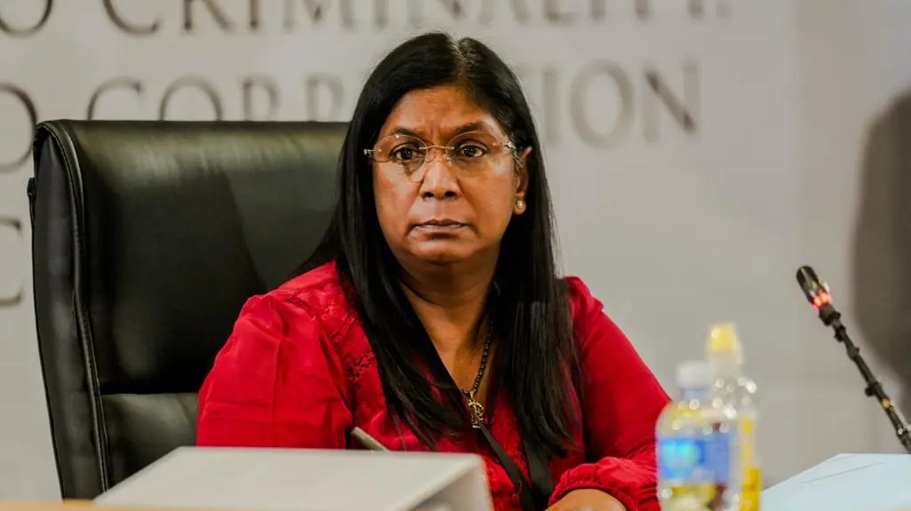 D_Molatoli's tweet photo. I think the President saved her by accepting her 24 hour resignation. She was supposed to be arrested, suspended, an Inquiry be held to impeach her so she could lose her pension. She escaped too easily and too quick. She's sitting in her gown now sipping coffee watching the Commission. 😏
#MadlangaCommission