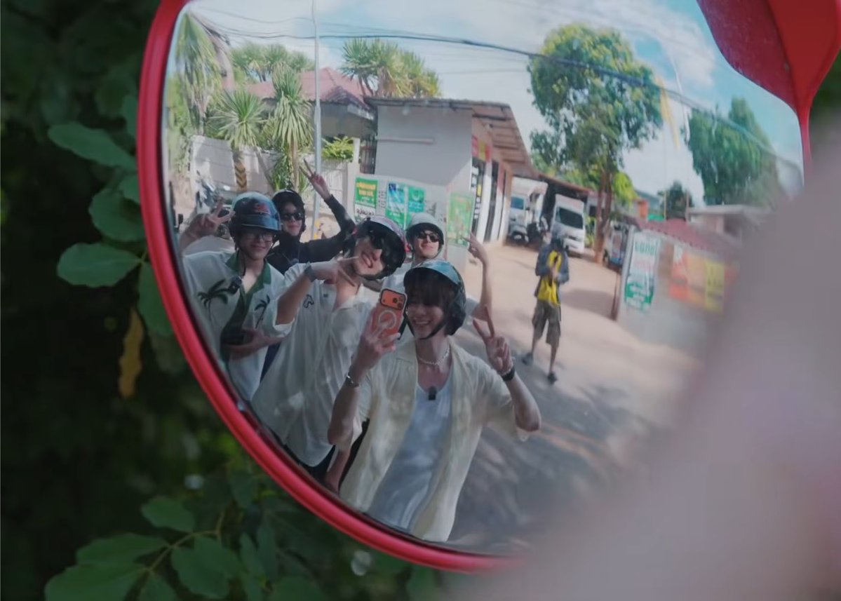 thatsjustacat's tweet photo. รักแก้งค์ที่สามของเธอ🌳🍊

#ที่สามตามหารักEP1 https://t.co/uXzGZYutoY