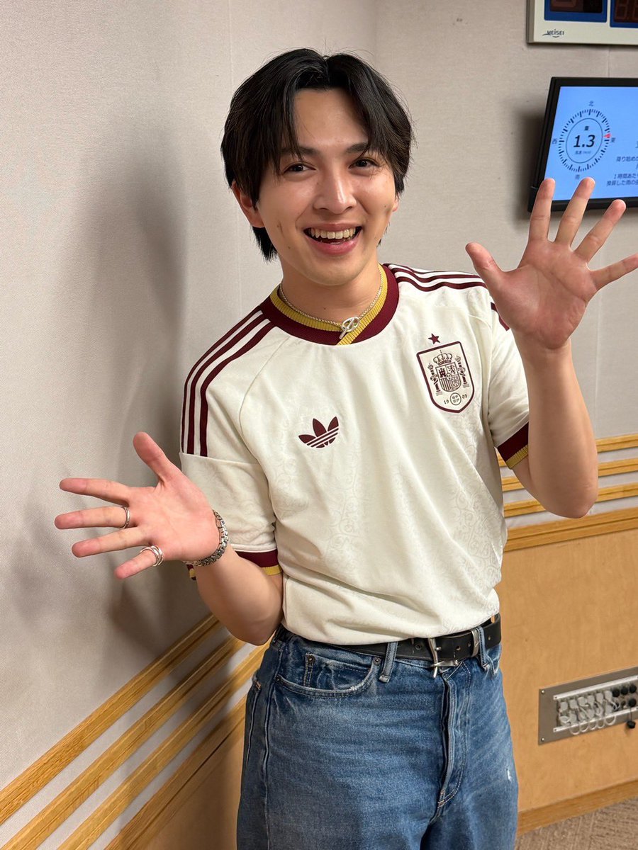 bonjour_o_o_'s tweet photo. YJお揃い、、あかん、、 https://t.co/ez6dWsea07