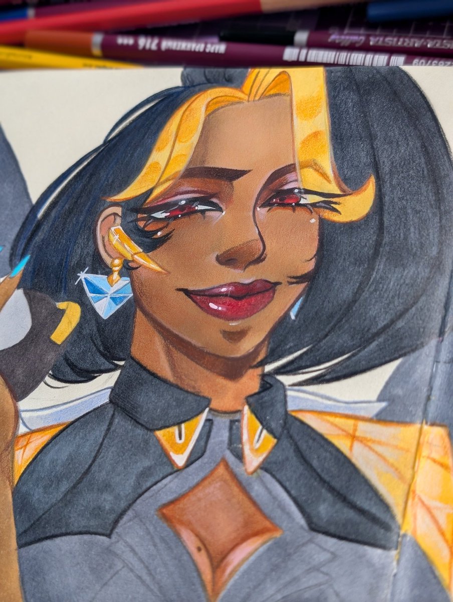 DolkaRaptorr's tweet photo. I practically drew myself / the artist yelled at me ✨💅🏻•

#traditionalart #overwatch #fanart #overwatchdomina https://t.co/1ob9OIJzop