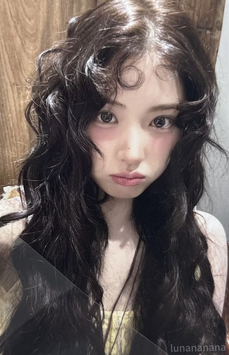 kanggo56's tweet photo. 포카로팔려간셀카중에 제일슬프다
엔믹스의 견이라는멤버 https://t.co/7mnpPbgSpL