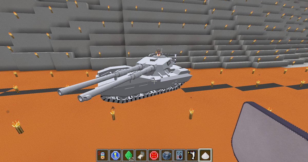 hard_craft_21's tweet photo. 戦車を作ったからには　リトルメイドを乗せなくては https://t.co/WAR1RrLF8s