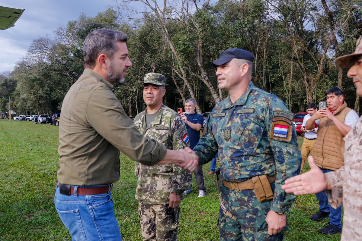 ViceParaguay's tweet photo. 📍Ya estamos en Itapúa. 🇵🇾

El vicepresidente de la República @AllianaPedro, llegó al séptimo departamento para desarrollar una intensa jornada de trabajo. https://t.co/WpRV9tpk9P