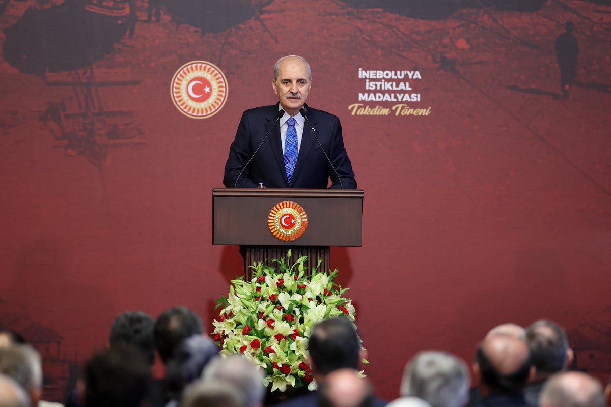 aydinmsavas's tweet photo. 📍TBMM

Türkiye Büyük Millet Meclisi Başkanımız Sayın Prof. Dr. Numan Kurtulmuş'un takdimleriyle, Milli Savunma Bakanımız Sayın Yaşar Güler, Tarım ve Orman Bakanımız Sayın İbrahim Yumaklı, Kastamonu Valimiz Sayın Meftun Dallı, Milletvekillerimiz, aziz şehitlerimizin yakınları ve kahraman gazilerimizle birlikte, İnebolu'ya İstiklal Madalyası Takdim Törenine katıldık.

Bu anlamlı nişanın İnebolu’muza hayırlı ve uğurlu olmasını temenni ediyor; Milli Mücadelemizin Başkomutanı Gazi Mustafa Kemal Atatürk başta olmak üzere aziz şehitlerimizi rahmetle anıyor, kahraman gazilerimize şükranlarımı sunuyorum.