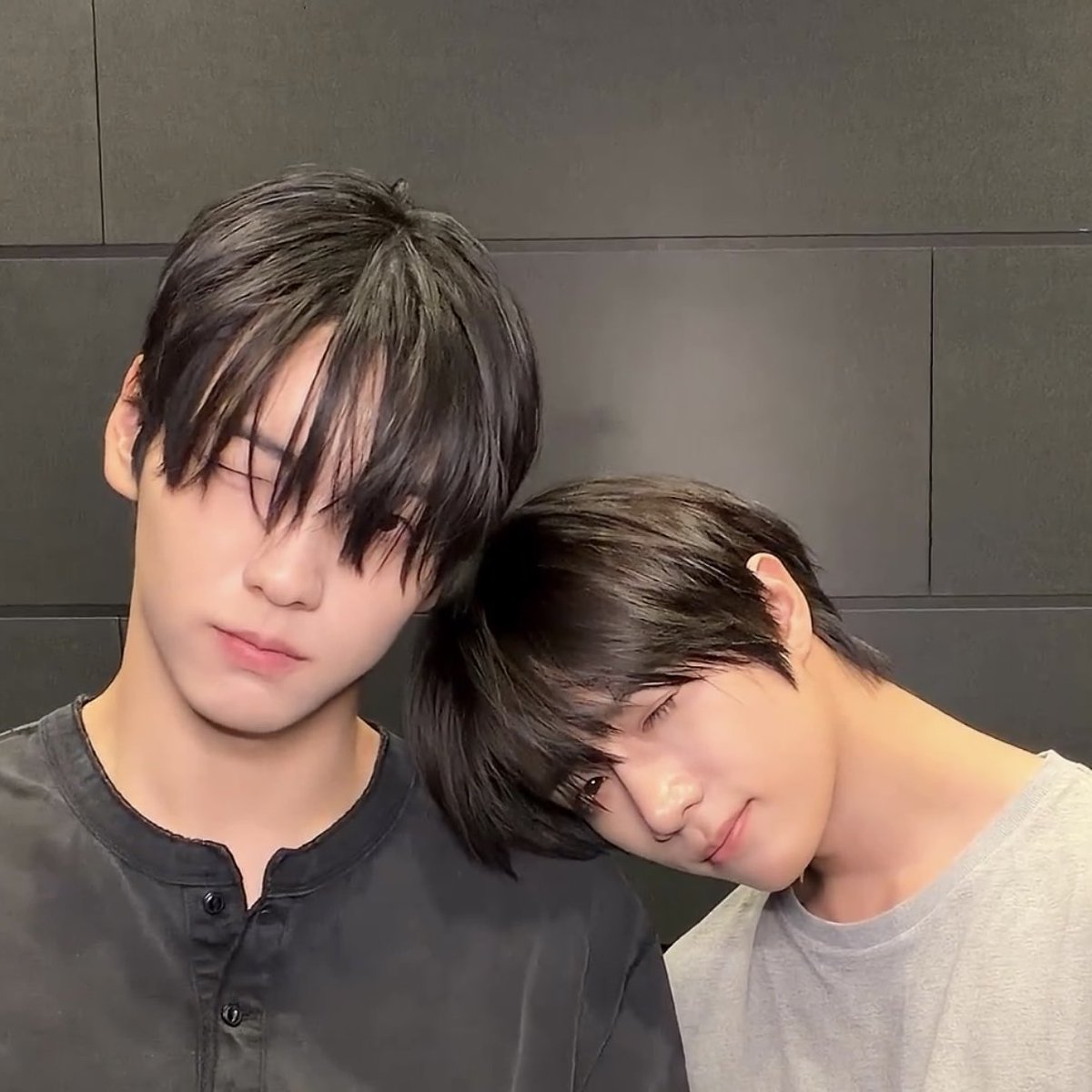 553springs's tweet photo. this is the first time that bg winked successfully and he looks so CUTE his long lashes 😭 https://t.co/btSP6oQJY5