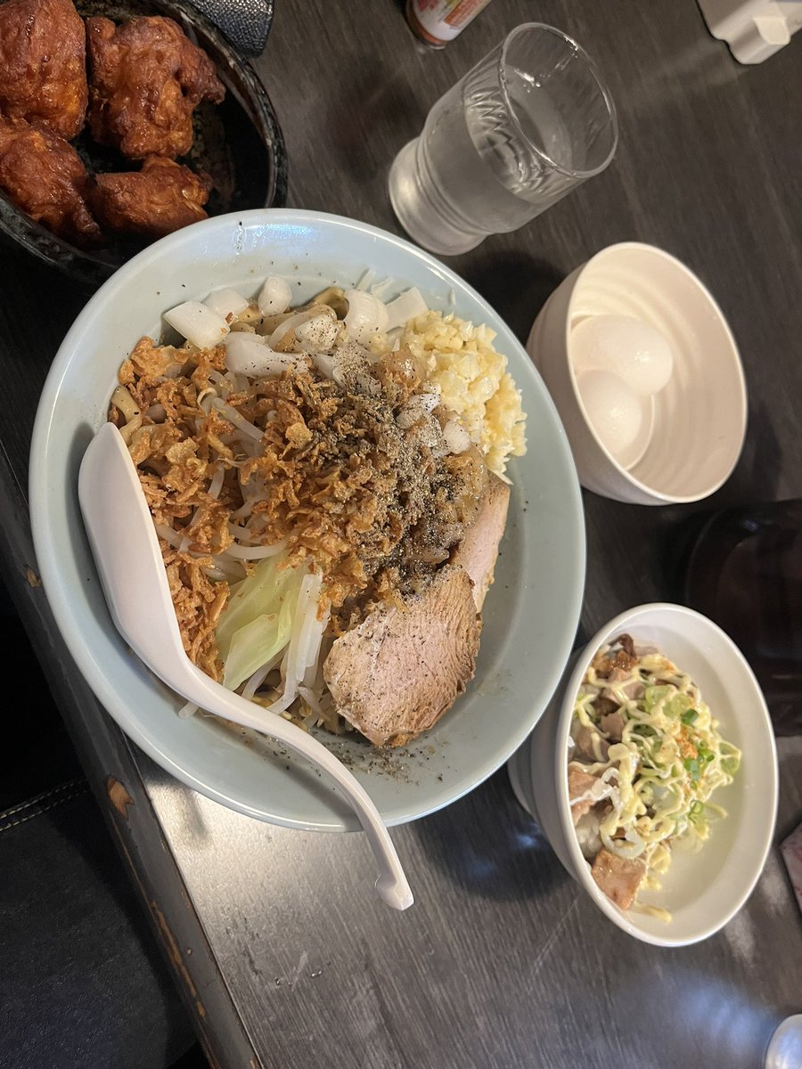 kesikooo's tweet photo. ２万負けた https://t.co/z8smGTn0ly