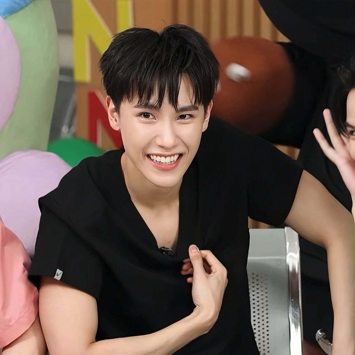 17Febking's tweet photo. พี่จูมาแบบนี้ยกธงขาวยอมแพ้ 🫠

JIMJUFORCE BIRDY EP3

#STAYAWAKEEP3
#Junniorrs https://t.co/LNT1FCtu5E