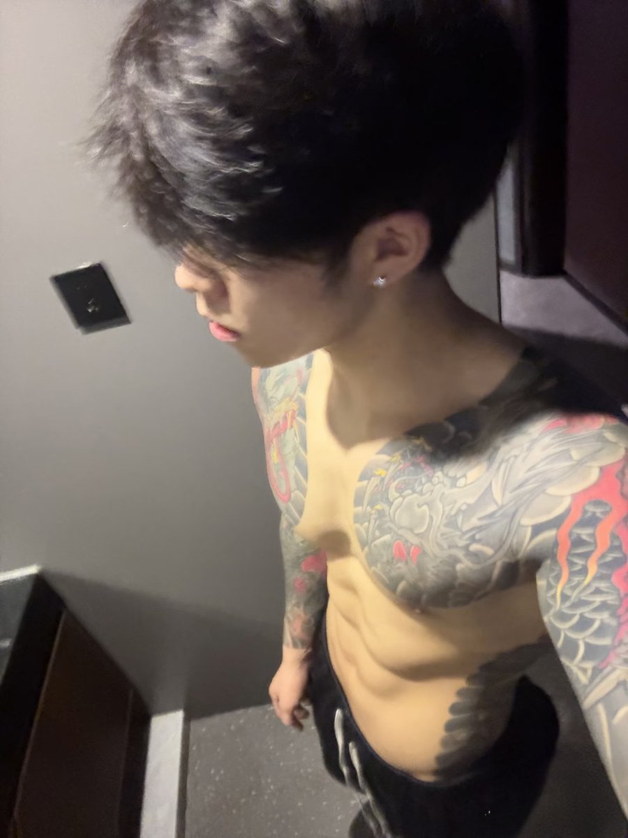 ghosts263600's tweet photo. 小红书雾凇视频，入珠 https://t.co/rcIDiLydX0