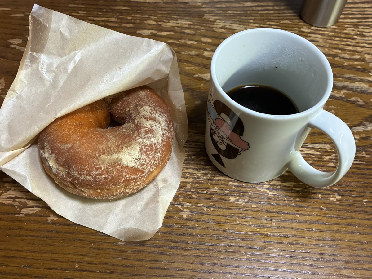 mozzn_'s tweet photo. ジャリジャリの甘いやつとスッキリした深煎り https://t.co/E5cj1Nx8nL