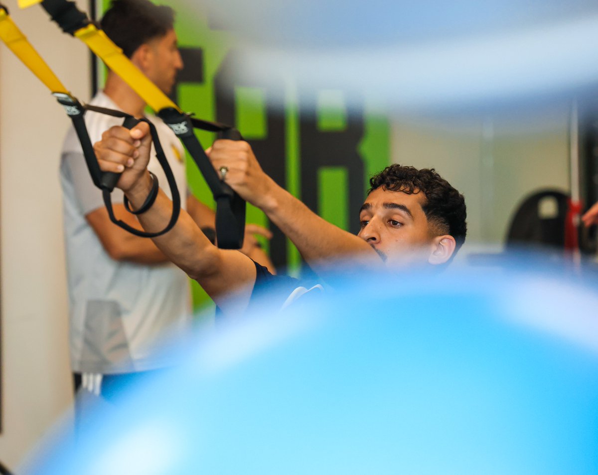 AlNassrFC's tweet photo. في الصالة الرياضية 🔋 https://t.co/AjIxGQwezA