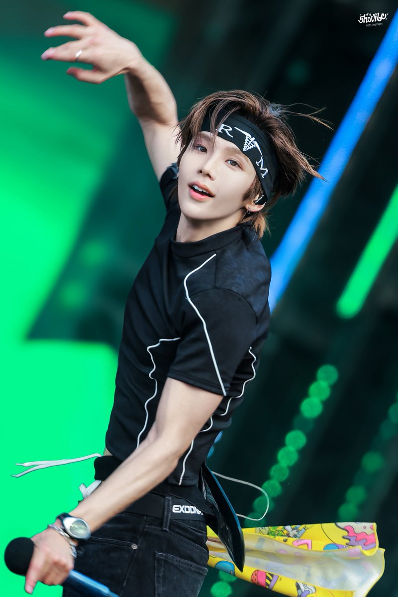 sho_vibe1125's tweet photo. 260726 WATERBOMB

BRUHHHH

#RIIZE #라이즈
#SHOTARO #쇼타로 #ショウタロウ https://t.co/O3iXbgAsnM
