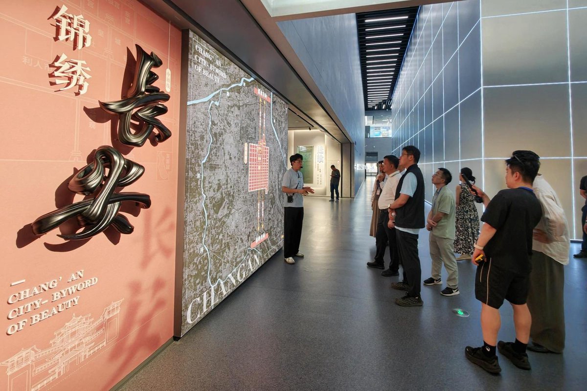 MeetXiAnNow's tweet photo. Creators from around the world are in Xi’an for the ‌Perceiving Happiness in China Tour. They explore ancient history at the Terracotta Warriors site and museums, and visit industrial parks to see modern growth.#China #xian https://t.co/0MwMyhkNtw