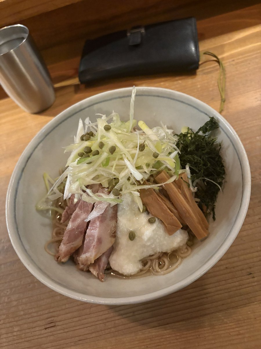e0628236's tweet photo. 初未蕾で山椒ととろろの冷やし🤫

なかなか山椒の痺れ効いてて良きでした(´-ω-)ｳﾑ https://t.co/k4Jyp2LuoB