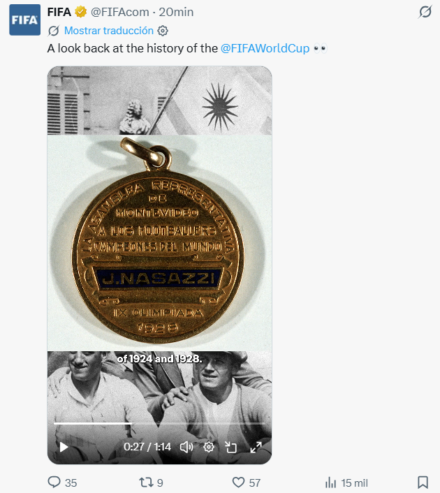 Justicierotrico's tweet photo. FIFA acaba de subir un video sobre la historia de la Copa del Mundo, en el que muestra una medalla de los juegos olímpicos de 1928 con la inscripción "CAMPEONES DEL MUNDO". https://t.co/XQqKAyRvqe