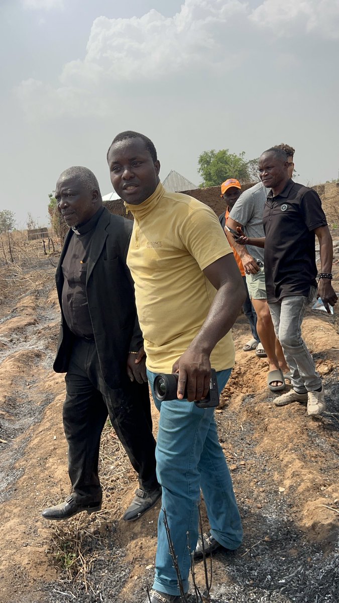 EvangelistEbub2's tweet photo. Pray for Nigeria Christians https://t.co/cIuADuDhOW