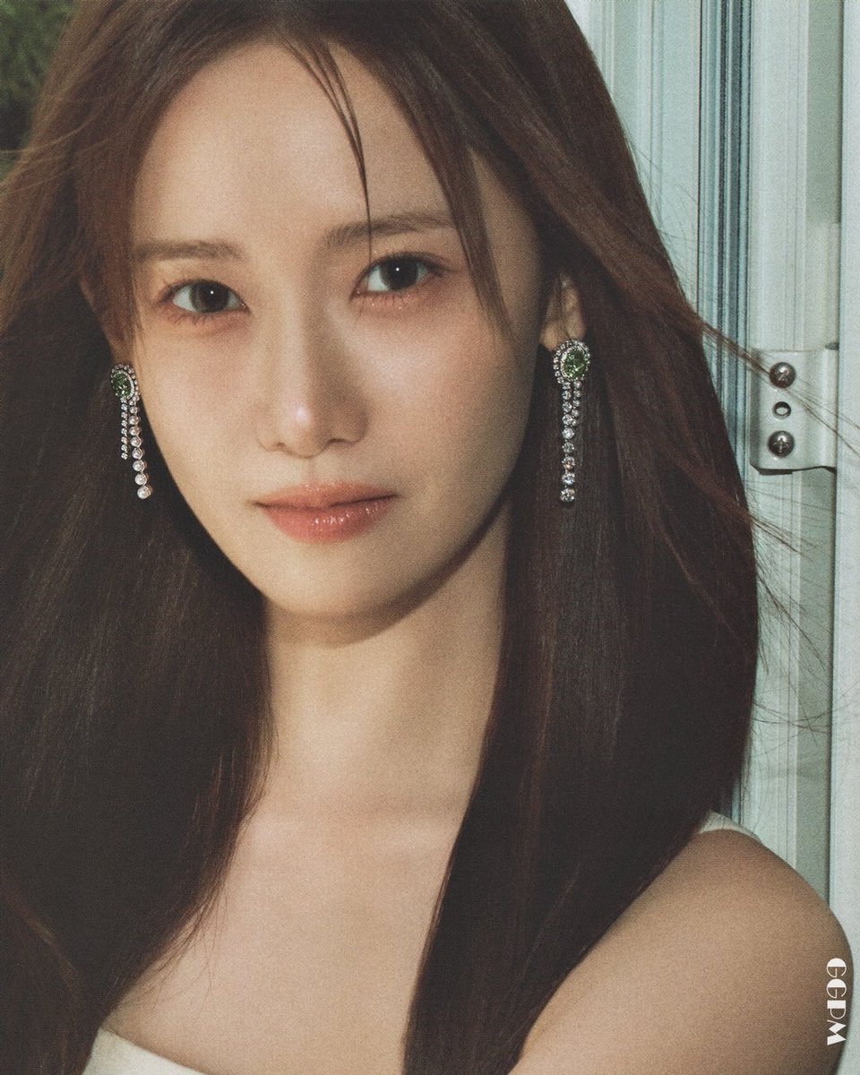 yeppeoyoona's tweet photo. YoonA x Qeelin for Dazed Korea August issue (1)

Her smile 🥹🤍

🔗 https://t.co/MDxz7vpfCC

#LimYoonA #임윤아 #YoonA #윤아 https://t.co/UMY8IWvSG4