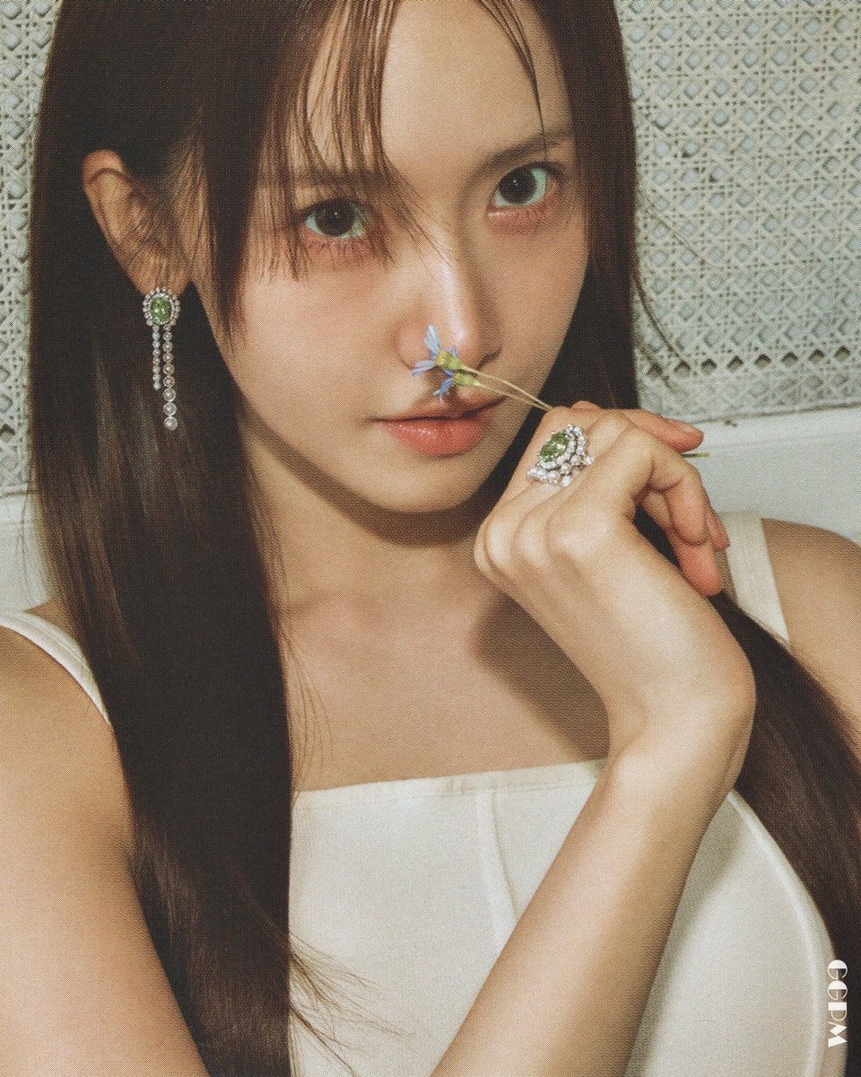 yeppeoyoona's tweet photo. YoonA x Qeelin for Dazed Korea August issue (1)

Her smile 🥹🤍

🔗 https://t.co/MDxz7vpfCC

#LimYoonA #임윤아 #YoonA #윤아 https://t.co/UMY8IWvSG4